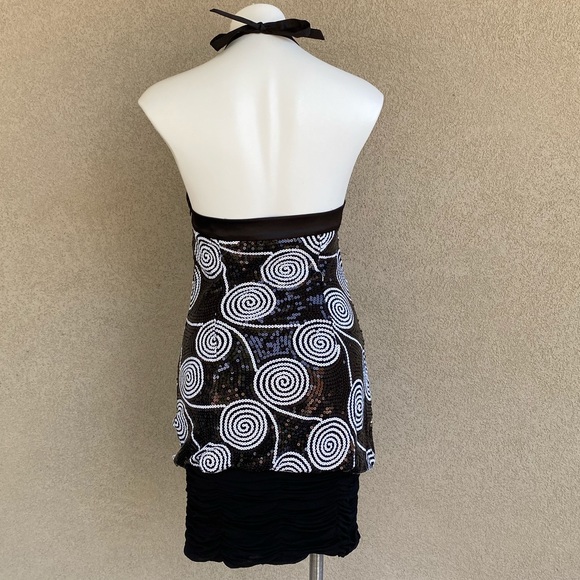 Black/White Circular Sequin Retro Bodycon Dress - Picture 2 of 4